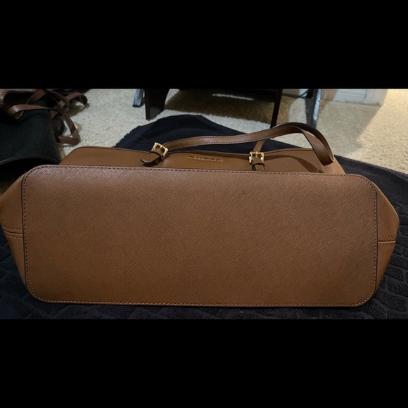 Michael Kors brown bag - Picture 9 of 9